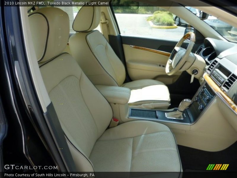 Tuxedo Black Metallic / Light Camel 2010 Lincoln MKZ FWD