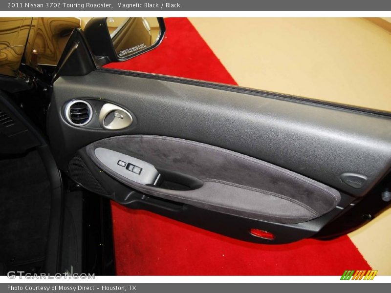 Magnetic Black / Black 2011 Nissan 370Z Touring Roadster