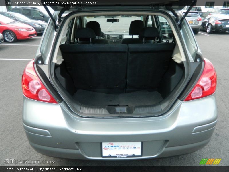 Magnetic Grey Metallic / Charcoal 2007 Nissan Versa S