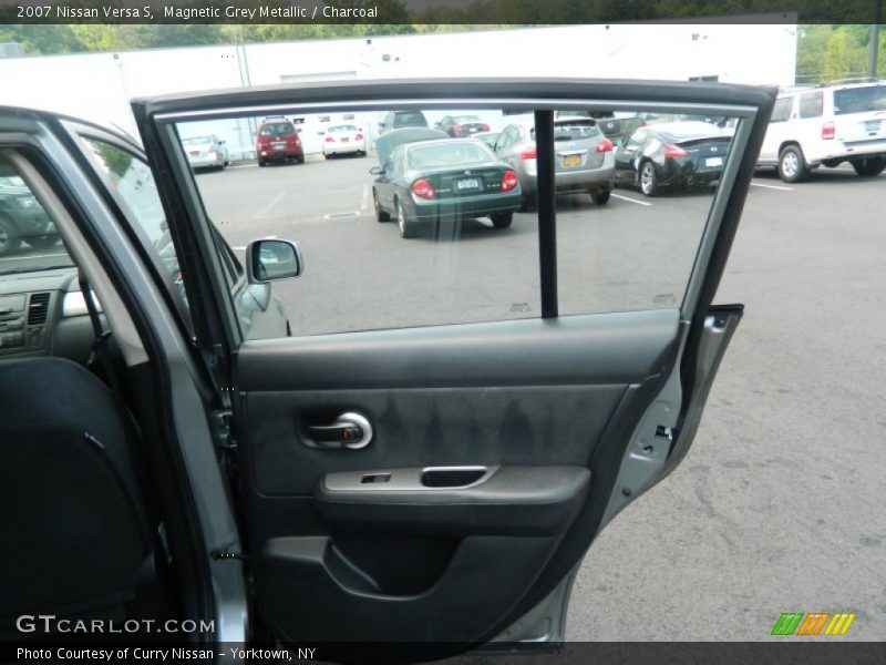 Magnetic Grey Metallic / Charcoal 2007 Nissan Versa S