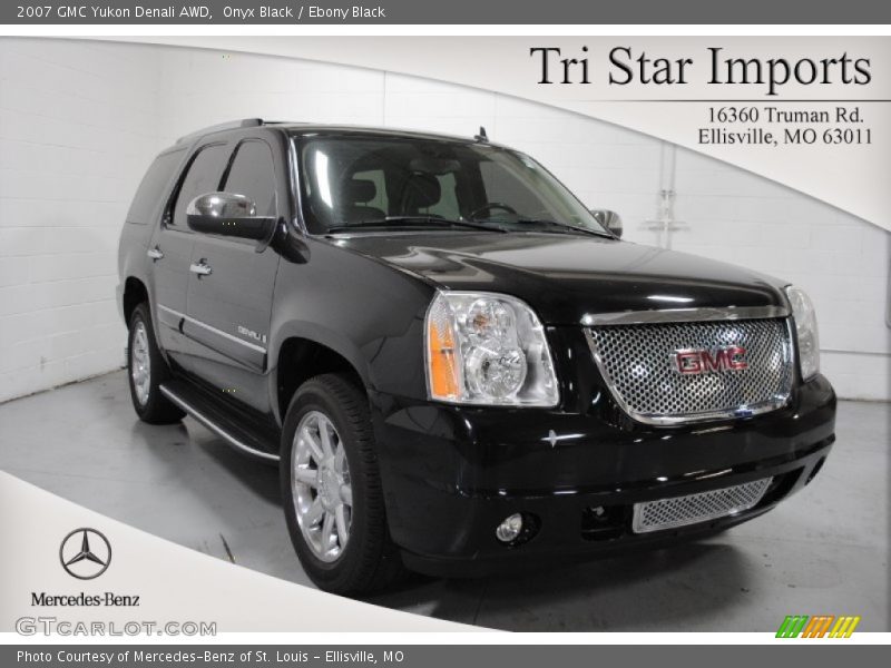Onyx Black / Ebony Black 2007 GMC Yukon Denali AWD