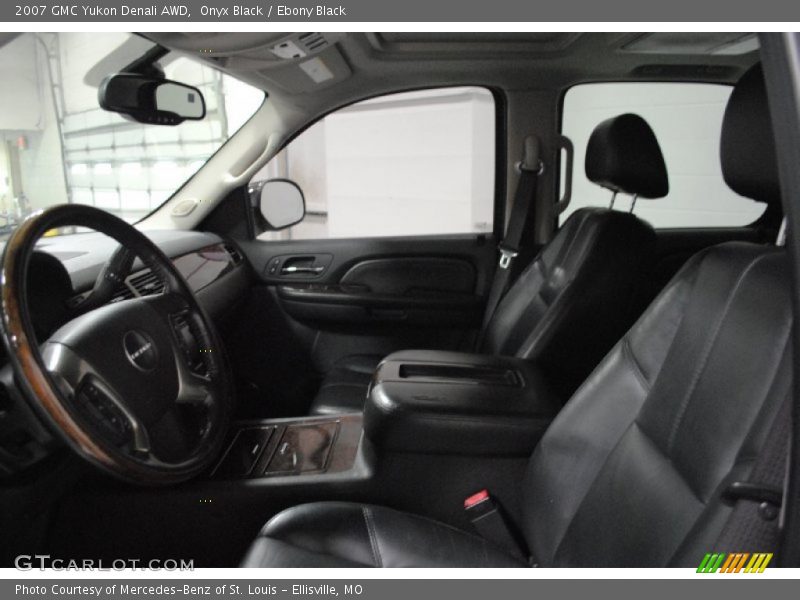 Onyx Black / Ebony Black 2007 GMC Yukon Denali AWD