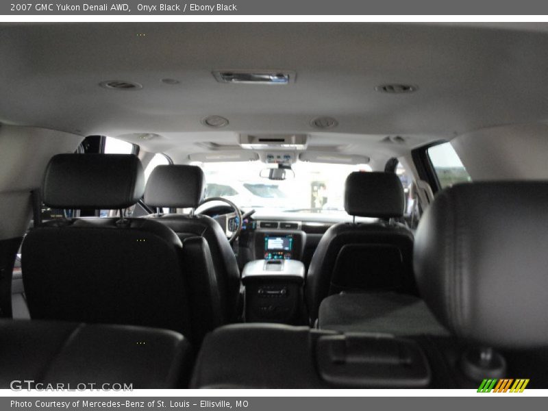 Onyx Black / Ebony Black 2007 GMC Yukon Denali AWD