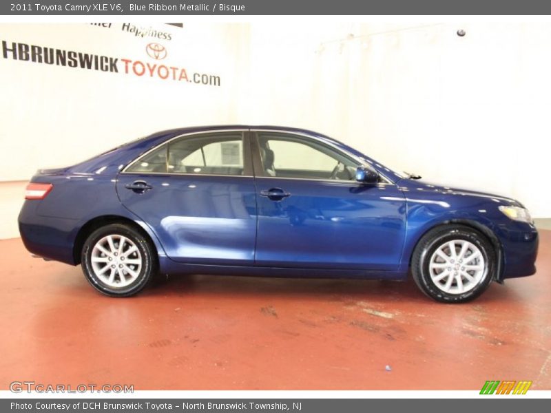 Blue Ribbon Metallic / Bisque 2011 Toyota Camry XLE V6