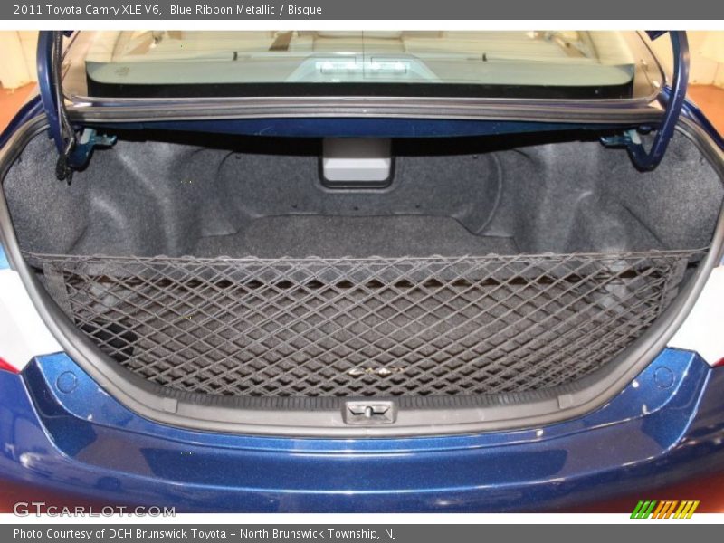 Blue Ribbon Metallic / Bisque 2011 Toyota Camry XLE V6