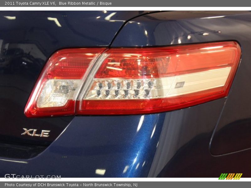 Blue Ribbon Metallic / Bisque 2011 Toyota Camry XLE V6