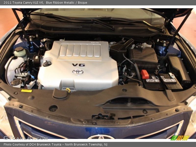 Blue Ribbon Metallic / Bisque 2011 Toyota Camry XLE V6