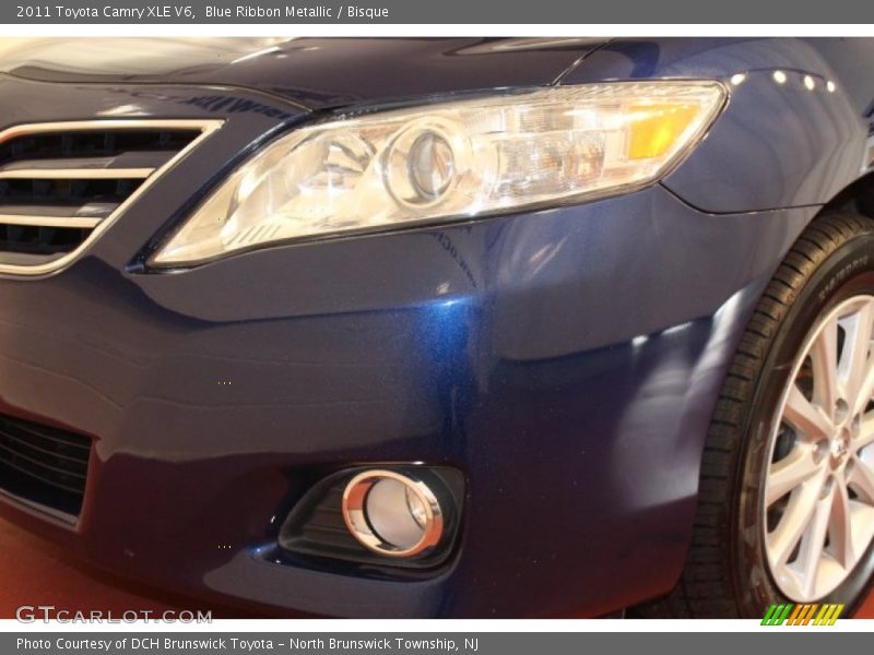Blue Ribbon Metallic / Bisque 2011 Toyota Camry XLE V6