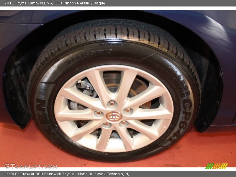 Blue Ribbon Metallic / Bisque 2011 Toyota Camry XLE V6
