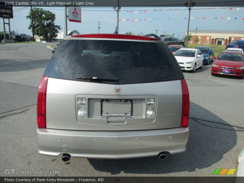 Light Platinum / Light Gray 2005 Cadillac SRX V6