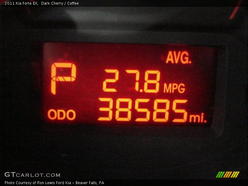 Dark Cherry / Coffee 2011 Kia Forte EX