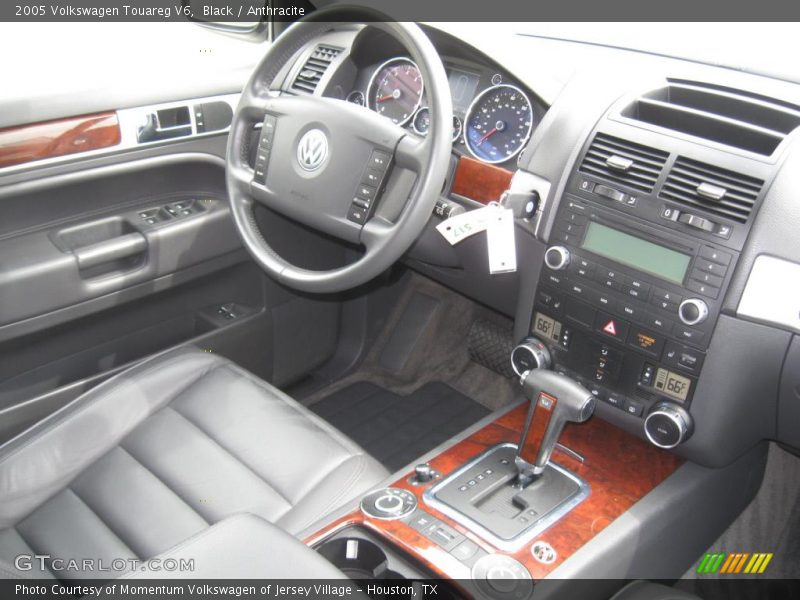 Black / Anthracite 2005 Volkswagen Touareg V6