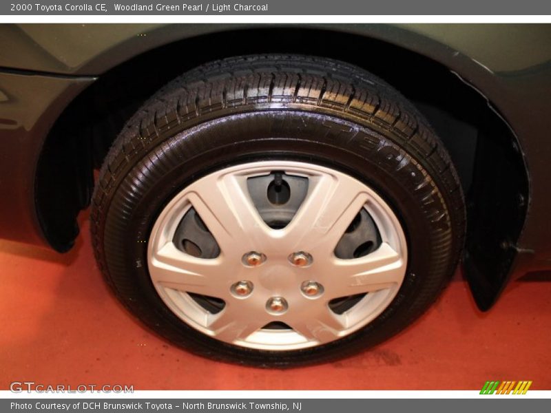Woodland Green Pearl / Light Charcoal 2000 Toyota Corolla CE