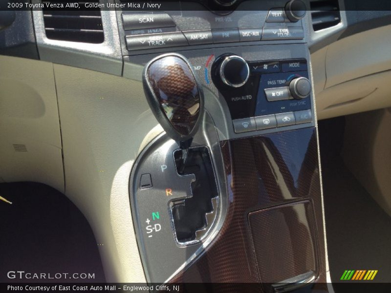 Golden Umber Mica / Ivory 2009 Toyota Venza AWD