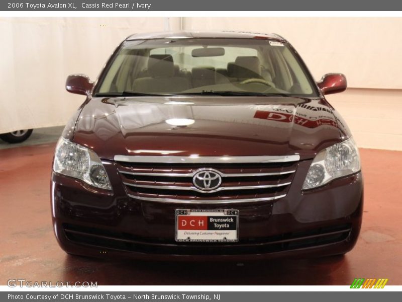 Cassis Red Pearl / Ivory 2006 Toyota Avalon XL