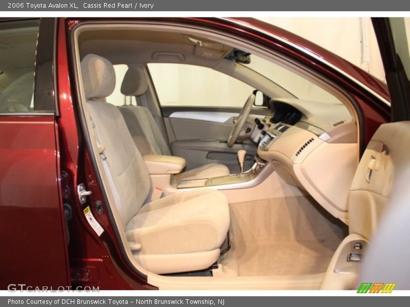 Cassis Red Pearl / Ivory 2006 Toyota Avalon XL