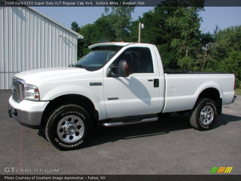 Front 3/4 View of 2006 F350 Super Duty XLT Regular Cab 4x4