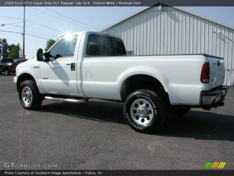Oxford White / Medium Flint 2006 Ford F350 Super Duty XLT Regular Cab 4x4