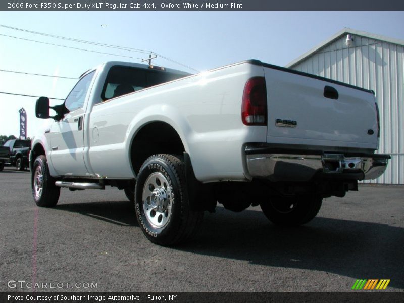 Oxford White / Medium Flint 2006 Ford F350 Super Duty XLT Regular Cab 4x4