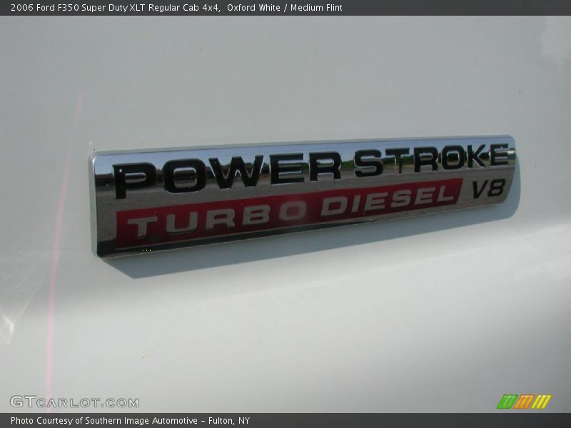  2006 F350 Super Duty XLT Regular Cab 4x4 Logo
