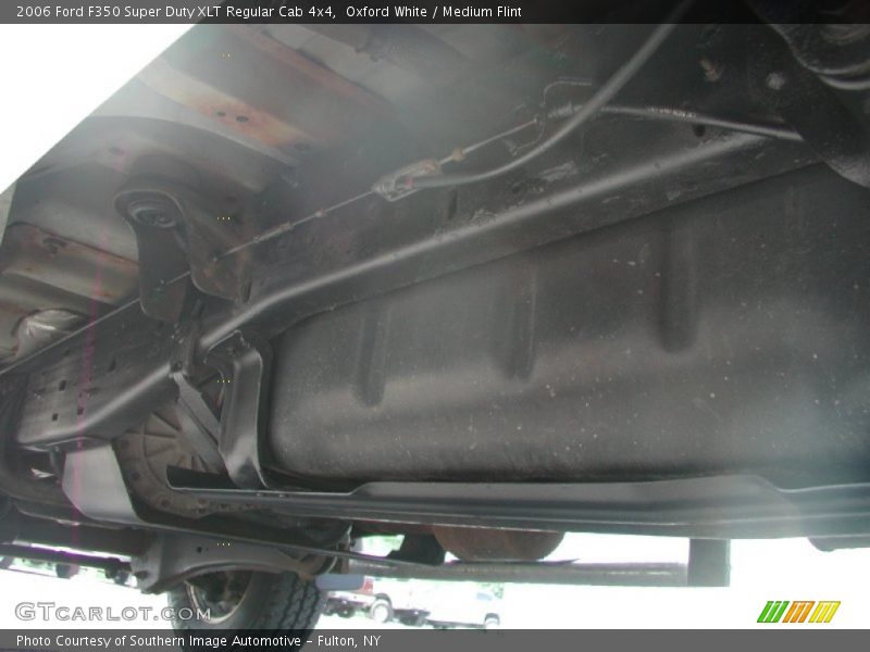 Oxford White / Medium Flint 2006 Ford F350 Super Duty XLT Regular Cab 4x4