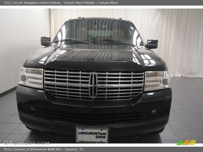 Tuxedo Black Metallic / Canyon/Black 2011 Lincoln Navigator Limited Edition