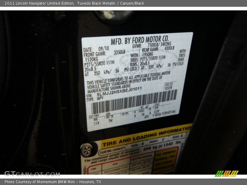 Tuxedo Black Metallic / Canyon/Black 2011 Lincoln Navigator Limited Edition
