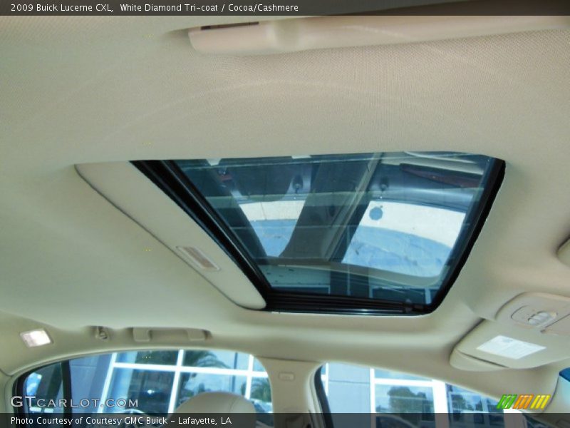 White Diamond Tri-coat / Cocoa/Cashmere 2009 Buick Lucerne CXL