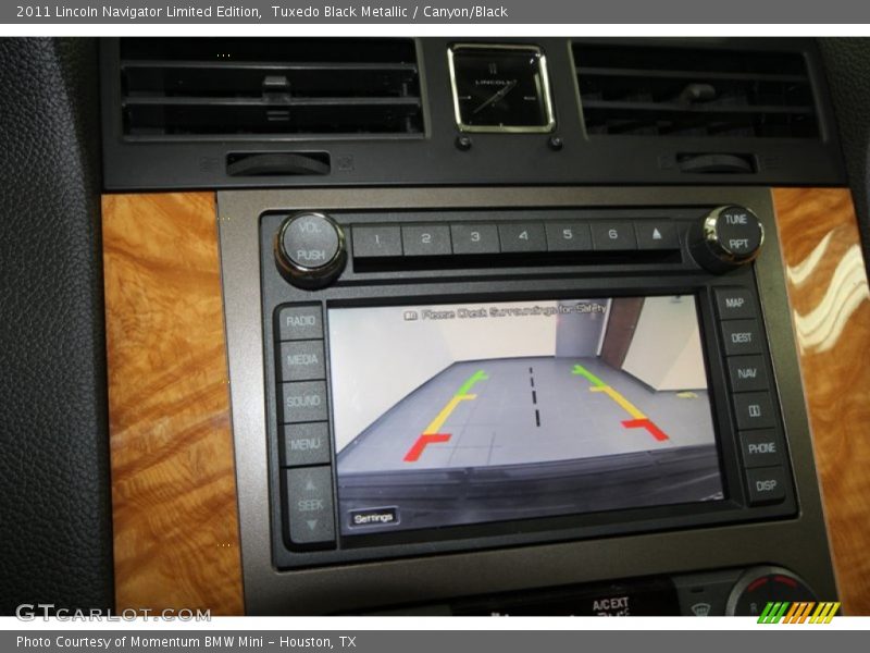 Tuxedo Black Metallic / Canyon/Black 2011 Lincoln Navigator Limited Edition