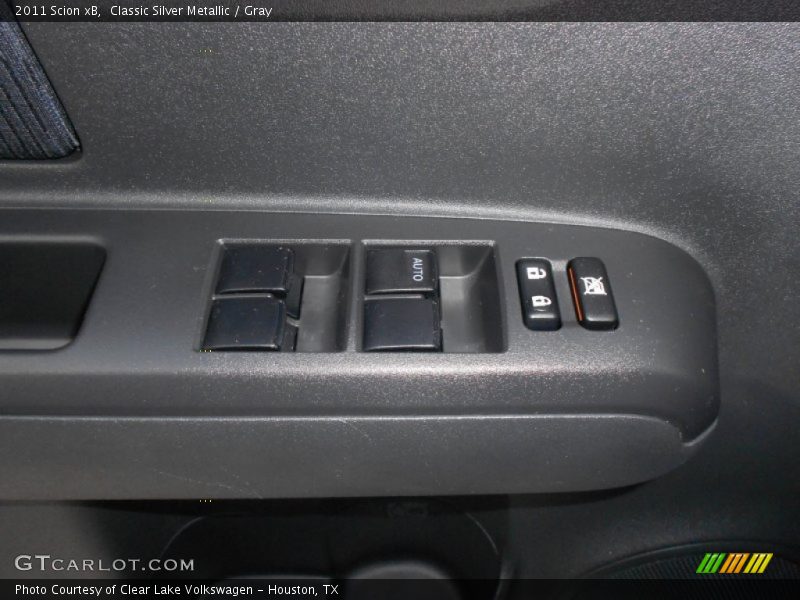 Classic Silver Metallic / Gray 2011 Scion xB