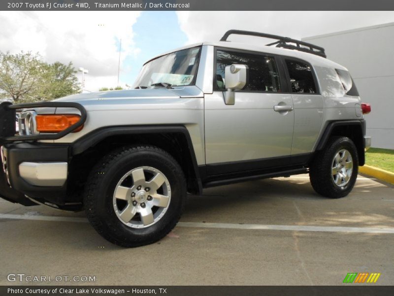 Titanium Metallic / Dark Charcoal 2007 Toyota FJ Cruiser 4WD