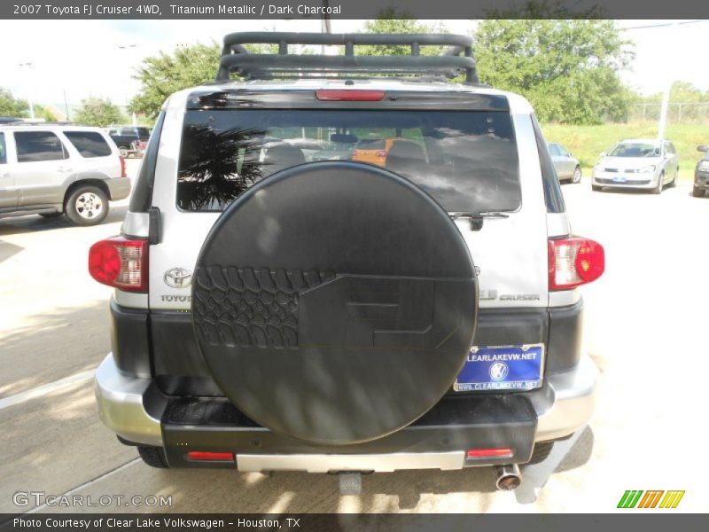 Titanium Metallic / Dark Charcoal 2007 Toyota FJ Cruiser 4WD