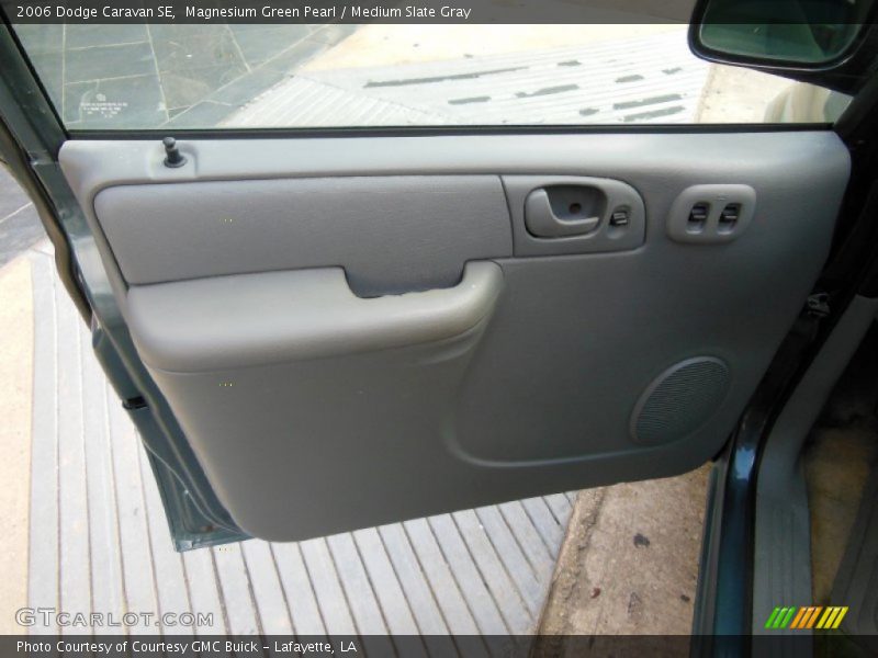 Magnesium Green Pearl / Medium Slate Gray 2006 Dodge Caravan SE
