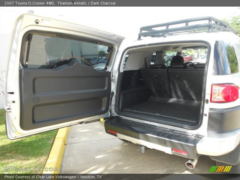 Titanium Metallic / Dark Charcoal 2007 Toyota FJ Cruiser 4WD