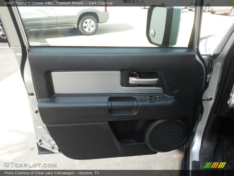 Titanium Metallic / Dark Charcoal 2007 Toyota FJ Cruiser 4WD