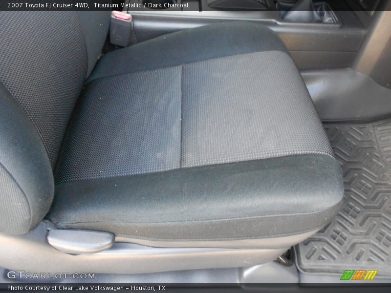 Titanium Metallic / Dark Charcoal 2007 Toyota FJ Cruiser 4WD