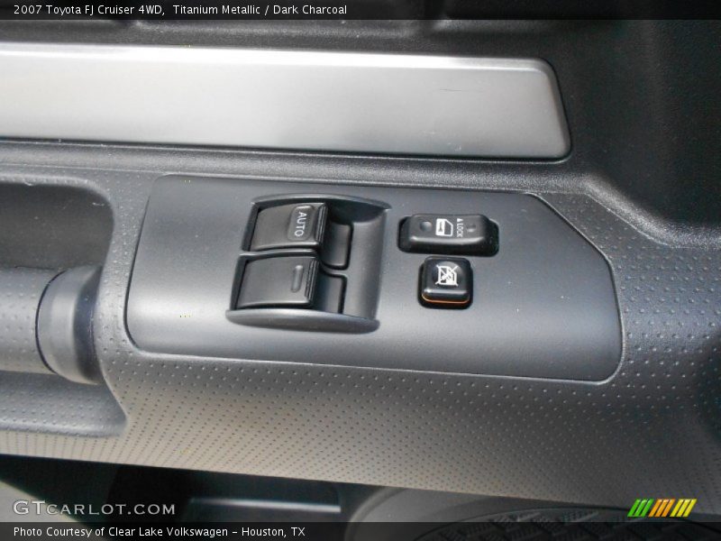 Titanium Metallic / Dark Charcoal 2007 Toyota FJ Cruiser 4WD