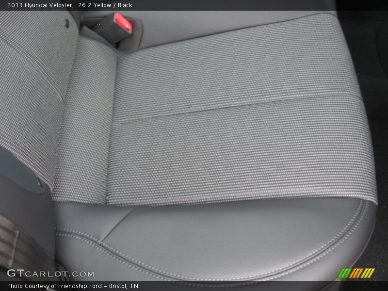 26.2 Yellow / Black 2013 Hyundai Veloster