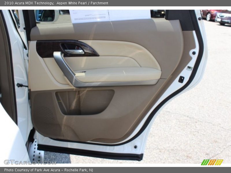 Aspen White Pearl / Parchment 2010 Acura MDX Technology