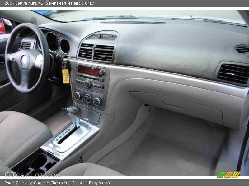Silver Pearl Metallic / Gray 2007 Saturn Aura XE