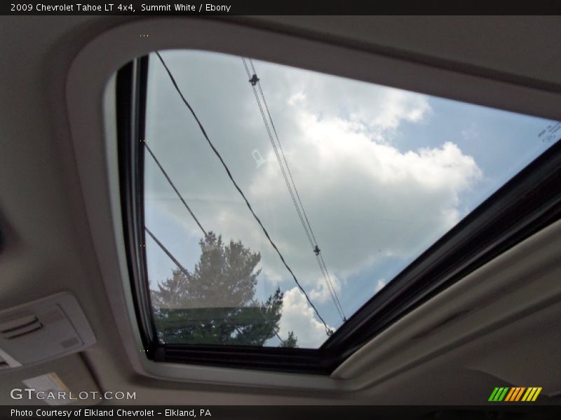 Summit White / Ebony 2009 Chevrolet Tahoe LT 4x4