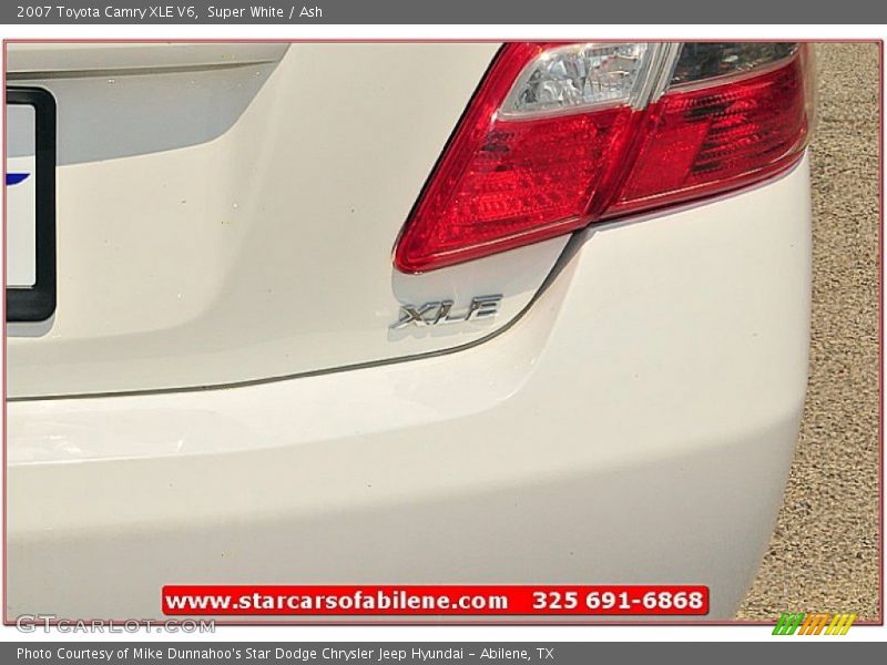 Super White / Ash 2007 Toyota Camry XLE V6