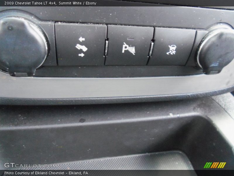 Summit White / Ebony 2009 Chevrolet Tahoe LT 4x4