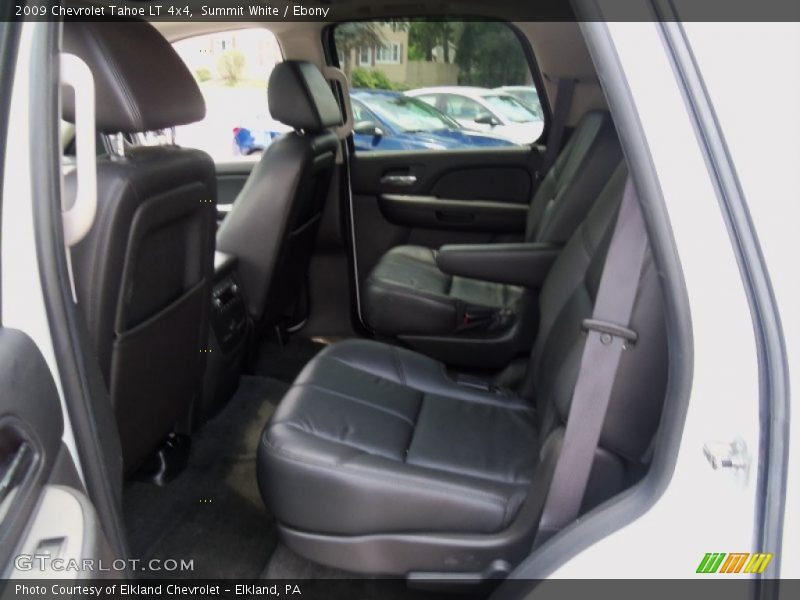 Summit White / Ebony 2009 Chevrolet Tahoe LT 4x4
