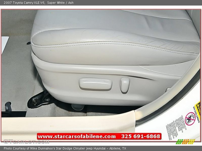 Super White / Ash 2007 Toyota Camry XLE V6