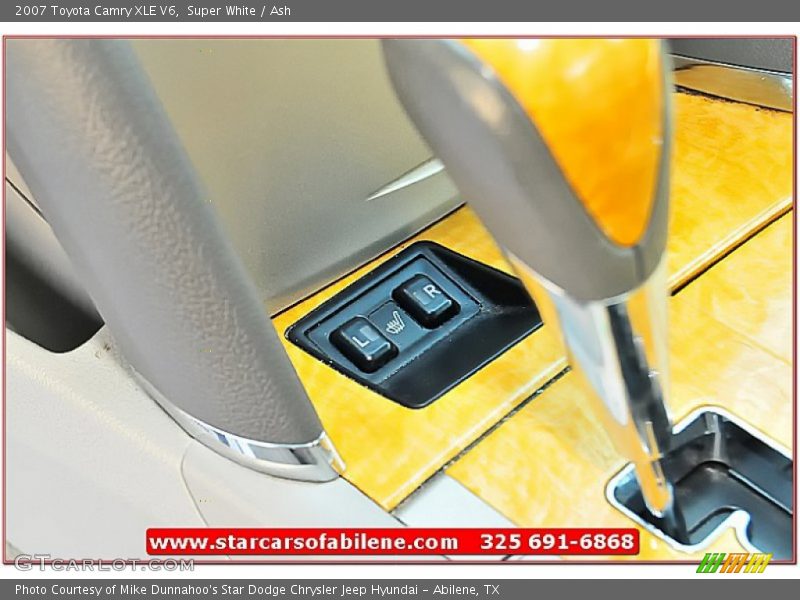 Super White / Ash 2007 Toyota Camry XLE V6