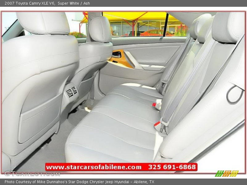 Super White / Ash 2007 Toyota Camry XLE V6