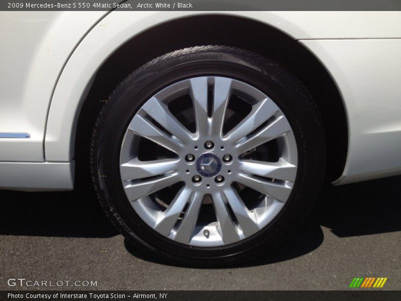 Arctic White / Black 2009 Mercedes-Benz S 550 4Matic Sedan