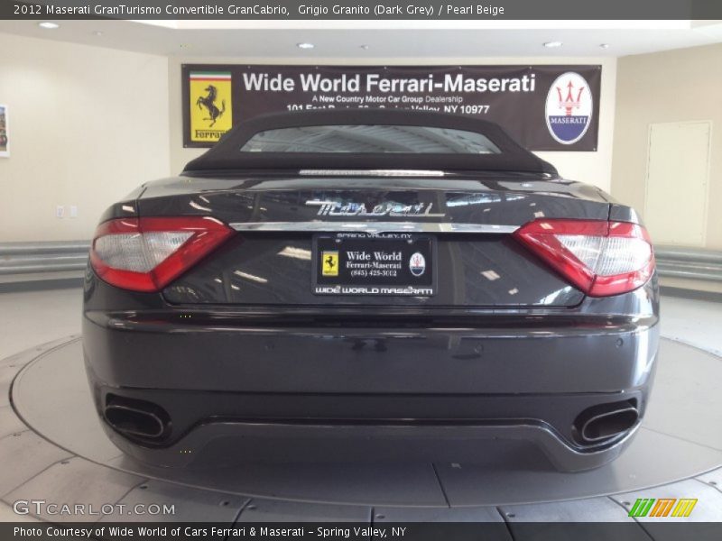 Grigio Granito (Dark Grey) / Pearl Beige 2012 Maserati GranTurismo Convertible GranCabrio