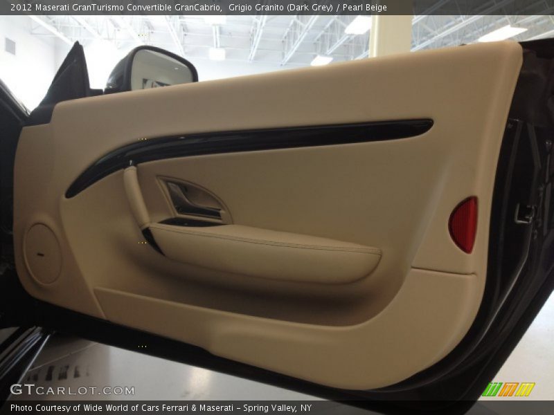 Grigio Granito (Dark Grey) / Pearl Beige 2012 Maserati GranTurismo Convertible GranCabrio